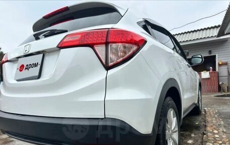 Honda Vezel, 2014 год, 1 730 000 рублей, 4 фотография