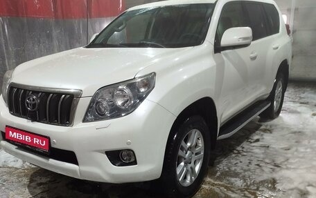 Toyota Land Cruiser Prado 150 рестайлинг 2, 2010 год, 2 700 000 рублей, 1 фотография