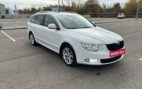 Skoda Superb III рестайлинг, 2012 год, 1 620 000 рублей, 2 фотография