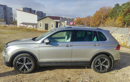 Volkswagen Tiguan II, 2017 год, 3 100 000 рублей, 7 фотография