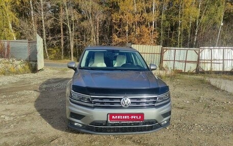 Volkswagen Tiguan II, 2017 год, 3 100 000 рублей, 16 фотография