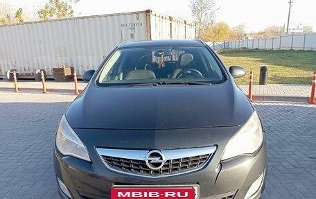 Opel Astra J, 2011 год, 850 000 рублей, 6 фотография