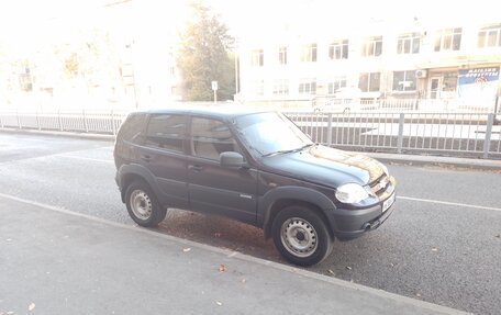 Chevrolet Niva I рестайлинг, 2012 год, 600 000 рублей, 2 фотография