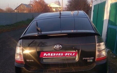 Toyota Prius, 2005 год, 750 000 рублей, 6 фотография