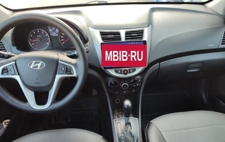 Hyundai Solaris II рестайлинг, 2012 год, 995 000 рублей, 9 фотография