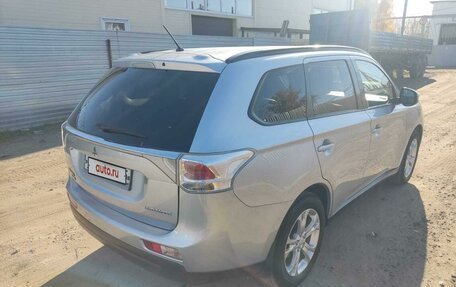 Mitsubishi Outlander III рестайлинг 3, 2012 год, 1 550 000 рублей, 8 фотография