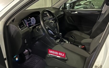 Volkswagen Tiguan II, 2016 год, 3 350 000 рублей, 9 фотография