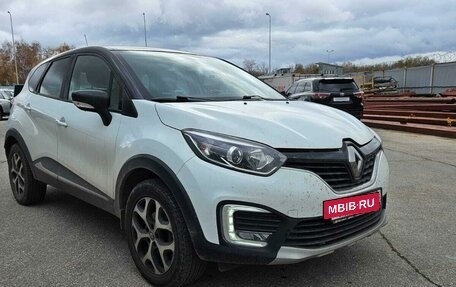 Renault Kaptur I рестайлинг, 2016 год, 1 600 000 рублей, 2 фотография