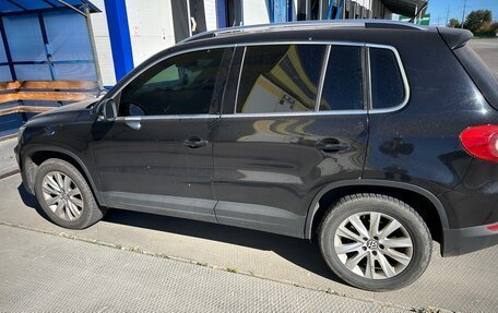 Volkswagen Tiguan I, 2011 год, 1 200 000 рублей, 2 фотография