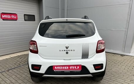 Renault Sandero II рестайлинг, 2017 год, 1 219 000 рублей, 4 фотография