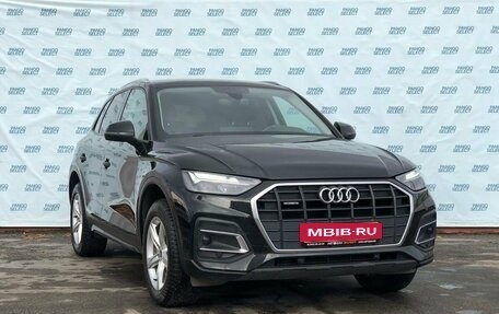 Audi Q5, 2021 год, 5 700 000 рублей, 3 фотография