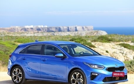 KIA cee'd III, 2018 год, 2 490 000 рублей, 1 фотография