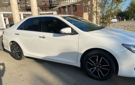 Toyota Camry, 2017 год, 2 600 000 рублей, 1 фотография