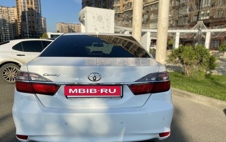 Toyota Camry, 2017 год, 2 600 000 рублей, 7 фотография