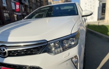 Toyota Camry, 2017 год, 2 600 000 рублей, 5 фотография