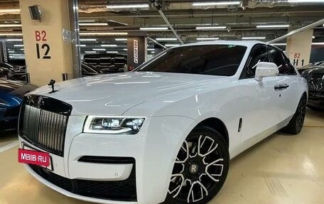 Rolls-Royce Ghost Series II рестайлинг, 2021 год, 35 555 000 рублей, 3 фотография