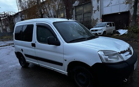 Peugeot Partner II рестайлинг 2, 2010 год, 400 000 рублей, 2 фотография