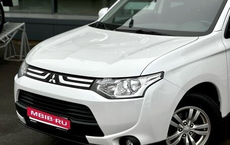 Mitsubishi Outlander III рестайлинг 3, 2013 год, 1 499 000 рублей, 5 фотография