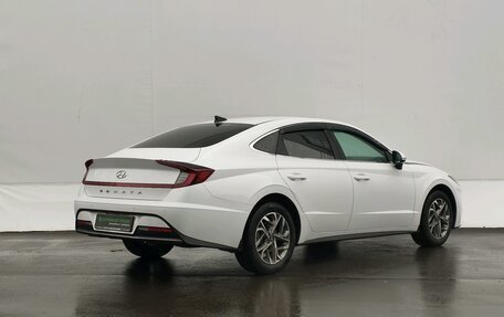 Hyundai Sonata VIII, 2021 год, 2 500 000 рублей, 5 фотография