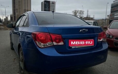 Chevrolet Cruze II, 2011 год, 730 000 рублей, 4 фотография