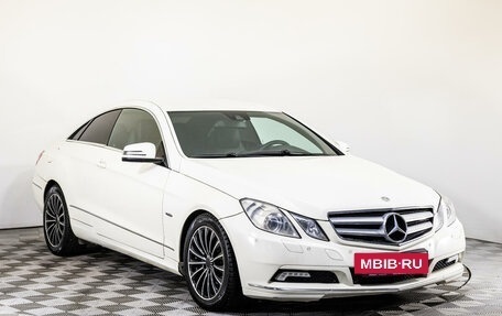 Mercedes-Benz E-Класс, 2010 год, 1 380 000 рублей, 3 фотография