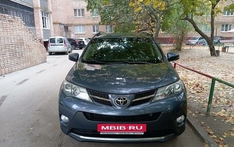 Toyota RAV4, 2013 год, 1 920 000 рублей, 4 фотография