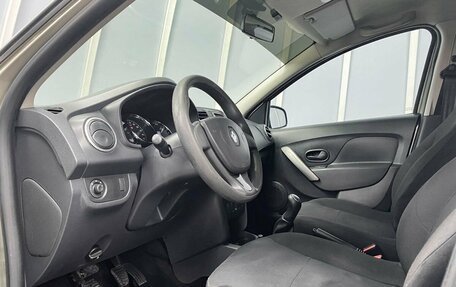 Renault Logan II, 2015 год, 537 000 рублей, 16 фотография