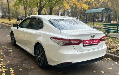 Toyota Camry, 2022 год, 3 300 000 рублей, 11 фотография