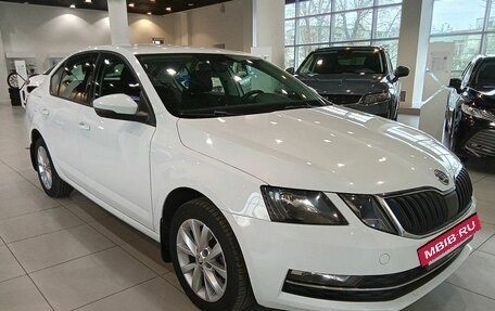 Skoda Octavia, 2018 год, 1 749 000 рублей, 3 фотография