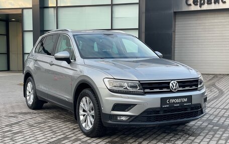 Volkswagen Tiguan II, 2018 год, 2 825 000 рублей, 3 фотография