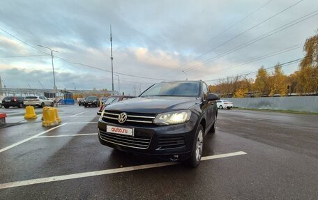 Volkswagen Touareg III, 2014 год, 2 090 000 рублей, 2 фотография