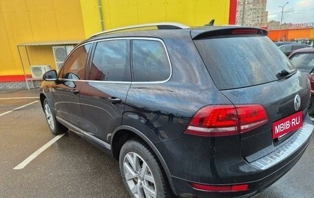 Volkswagen Touareg III, 2014 год, 2 090 000 рублей, 4 фотография