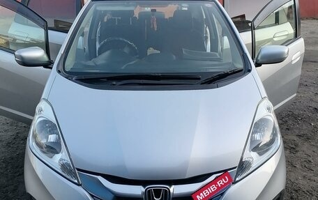 Honda Fit Shuttle I рестайлинг, 2014 год, 1 160 000 рублей, 7 фотография