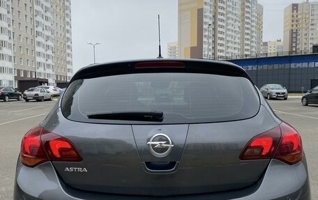 Opel Astra J, 2011 год, 825 000 рублей, 5 фотография