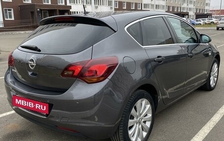 Opel Astra J, 2011 год, 825 000 рублей, 4 фотография