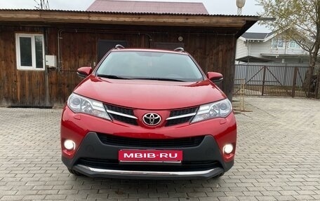 Toyota RAV4, 2015 год, 2 350 000 рублей, 1 фотография