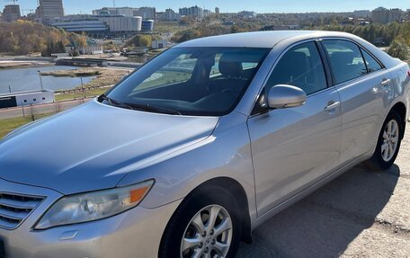 Toyota Camry, 2011 год, 1 700 000 рублей, 5 фотография