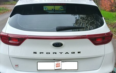 KIA Sportage IV рестайлинг, 2021 год, 2 750 000 рублей, 2 фотография