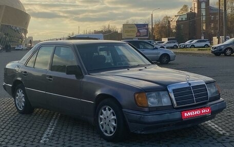 Mercedes-Benz E-Класс, 1992 год, 220 000 рублей, 1 фотография