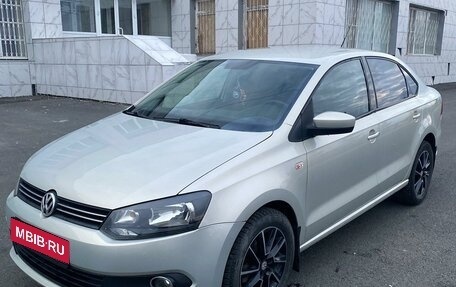 Volkswagen Polo VI (EU Market), 2011 год, 1 050 000 рублей, 1 фотография