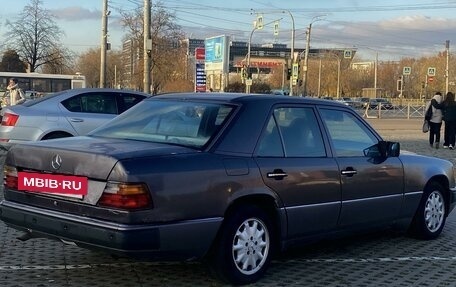 Mercedes-Benz E-Класс, 1992 год, 220 000 рублей, 4 фотография