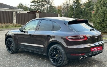 Porsche Macan I рестайлинг, 2016 год, 3 950 000 рублей, 4 фотография