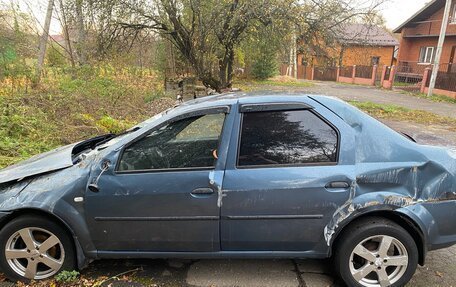 Renault Logan I, 2010 год, 180 000 рублей, 4 фотография