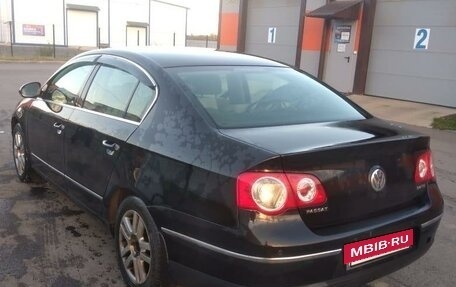 Volkswagen Passat B6, 2006 год, 550 000 рублей, 2 фотография