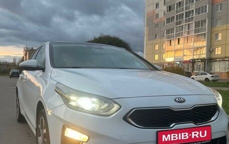 KIA cee'd III, 2018 год, 2 000 000 рублей, 1 фотография