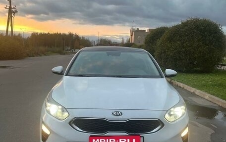 KIA cee'd III, 2018 год, 2 000 000 рублей, 2 фотография