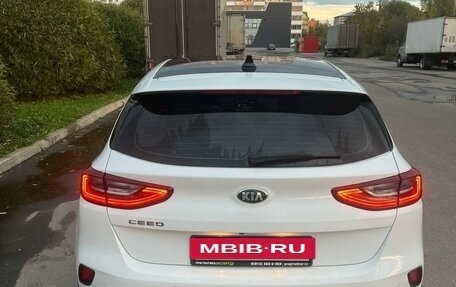 KIA cee'd III, 2018 год, 2 000 000 рублей, 4 фотография