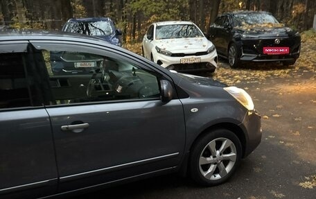 Nissan Note II рестайлинг, 2011 год, 930 000 рублей, 2 фотография