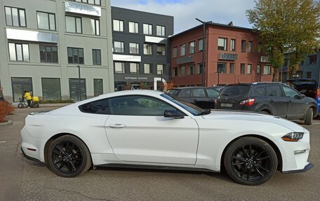 Ford Mustang VI рестайлинг, 2018 год, 3 200 000 рублей, 3 фотография