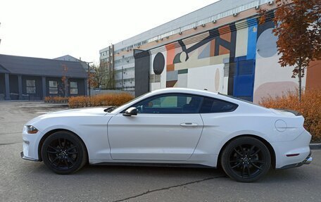 Ford Mustang VI рестайлинг, 2018 год, 3 200 000 рублей, 2 фотография